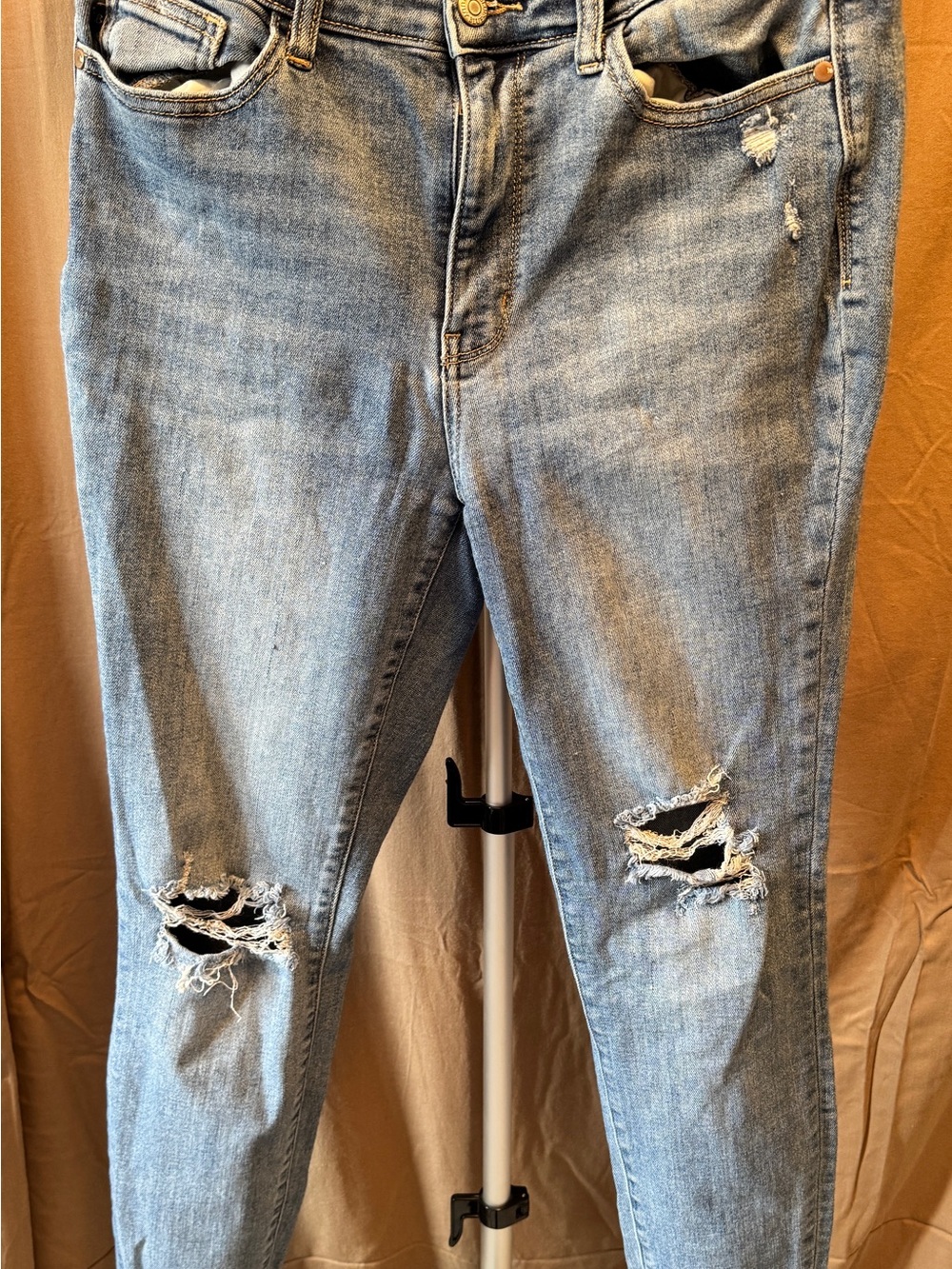 Judy Blue Light Wash Distressed Skinny Jeans